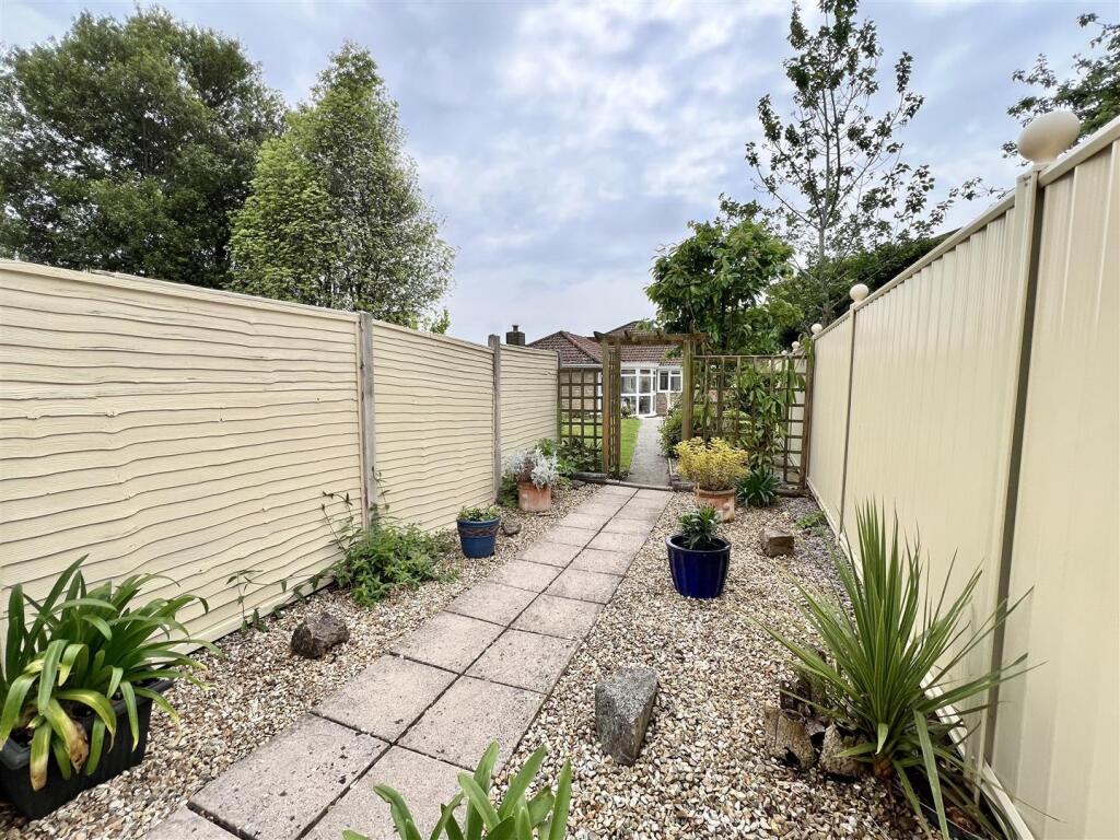 Garden with Access to Garage &amp; Driveway