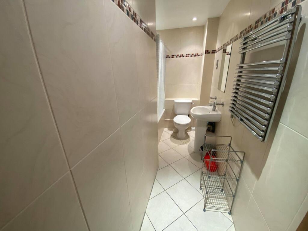 bathroom1