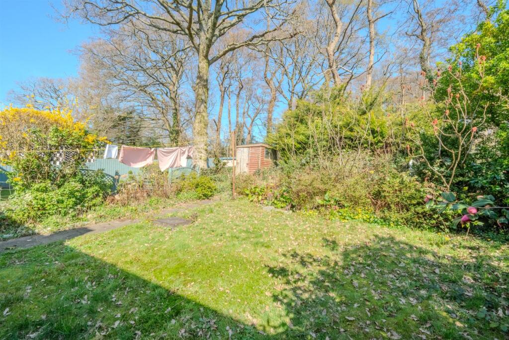 22 Garw Wood Drive-20.jpg