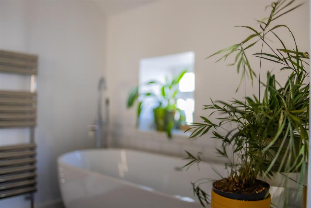 Conybeare Road 23-27.jpg