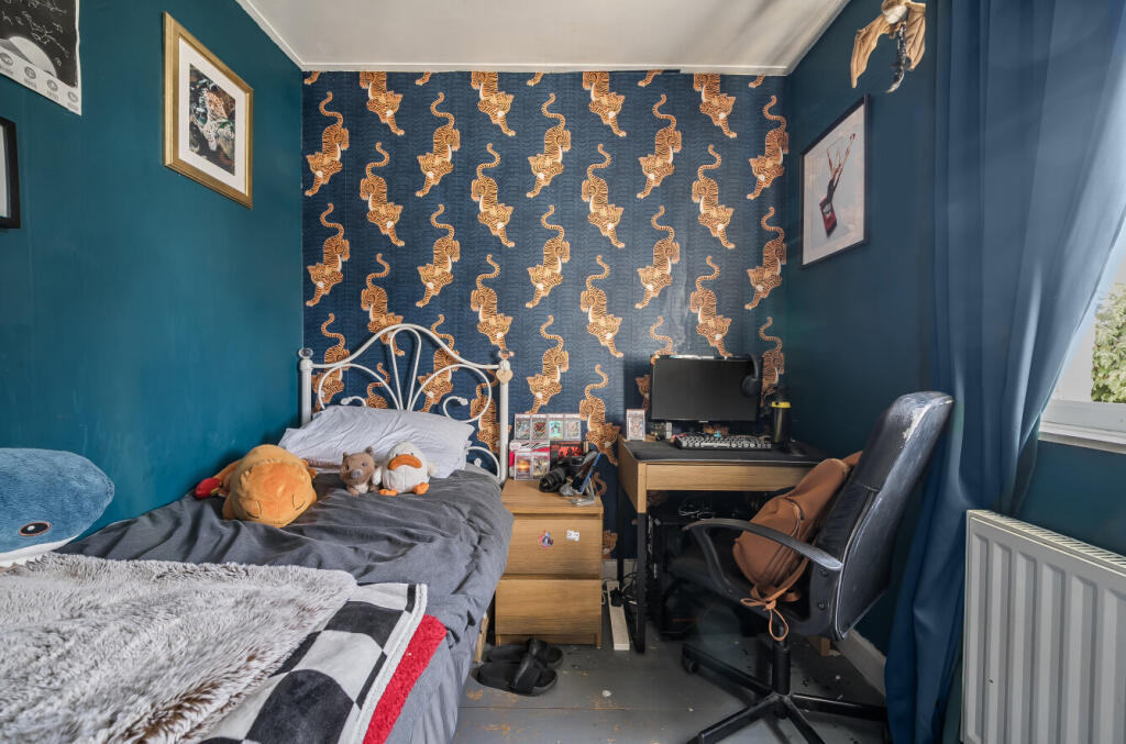 1374279-17-690cc2...