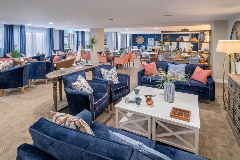 Communal Lounge