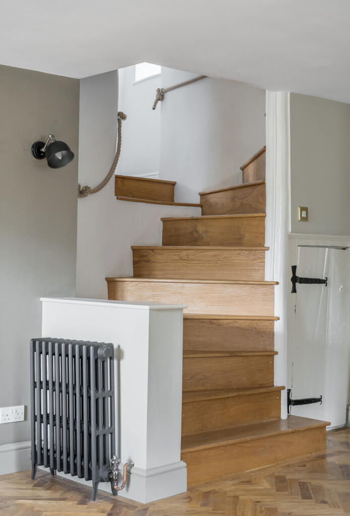 28-6819d9253829b-...