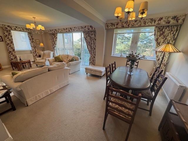 livingroom.jpg