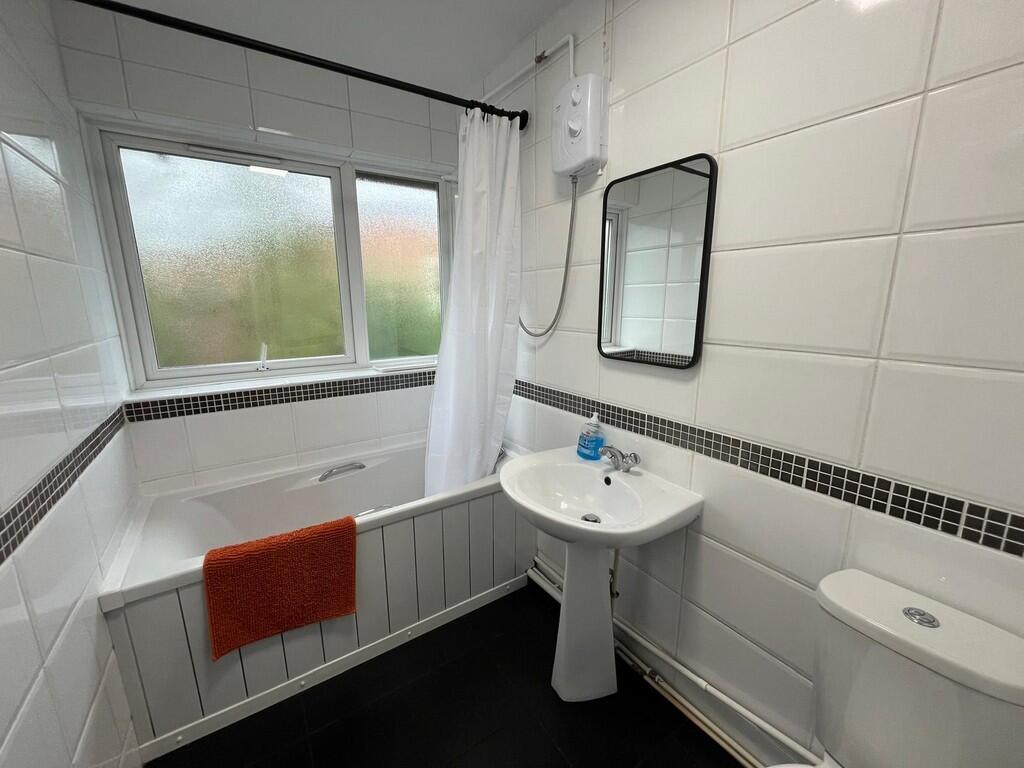 IMG-20250106-WA00...