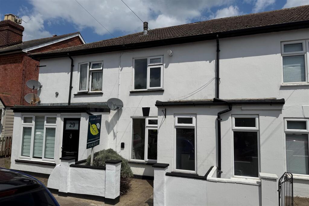 31 Lower Manor Road.jpg