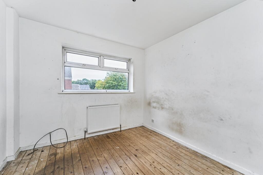 23 Lassington Close, Redditch, Worcestershire, B98 0LW