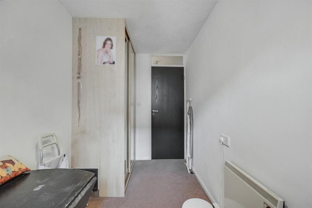 Bedroom 2_2.jpeg