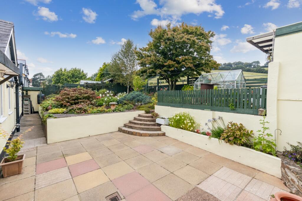 A06 - 372 Totnes Road Paignton - 240828