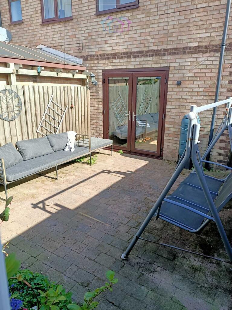 WhatsApp Image 2025-03-28 at 11.32.00_4d7cedd1