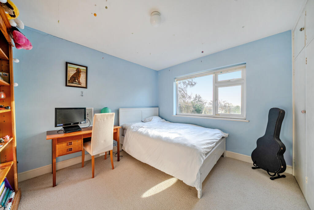 1393473-7-694556e...