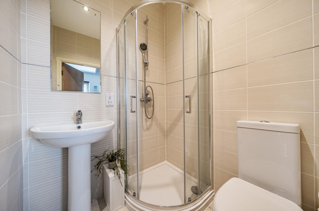 -68650dd74b437-l-1316469-22-686405c9ab417-ARW