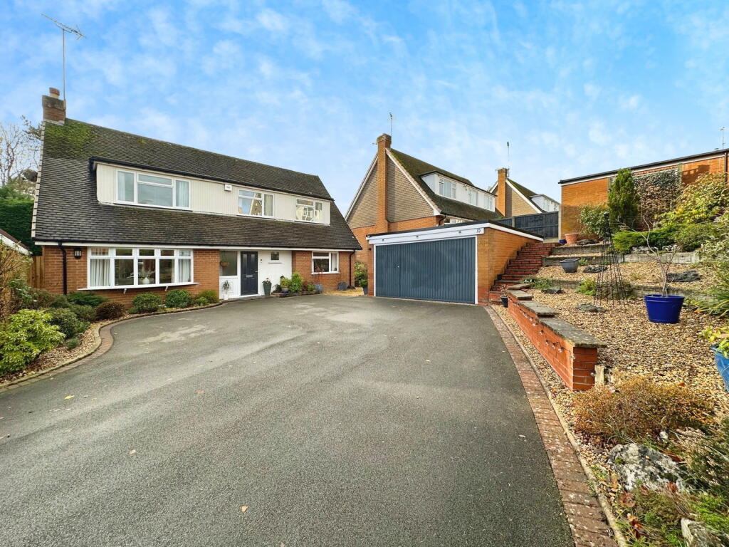 Quail Green, Wightwick, Wolverhampton, WV6 8DF