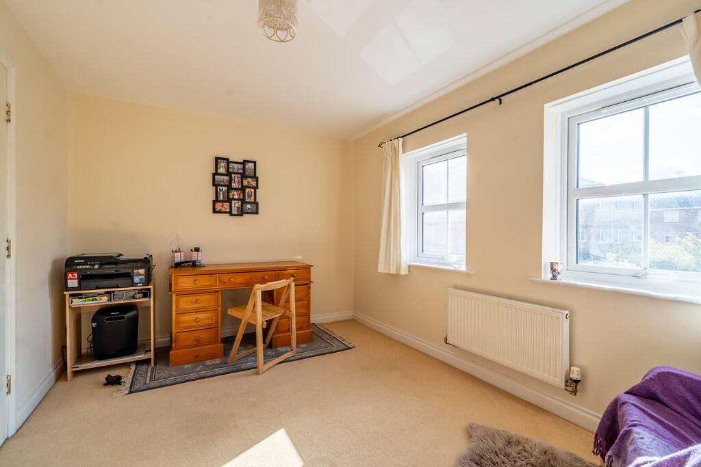 21 Ropery walk po...