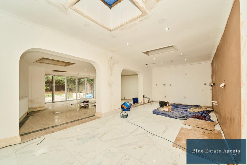 Kitchen Living Area