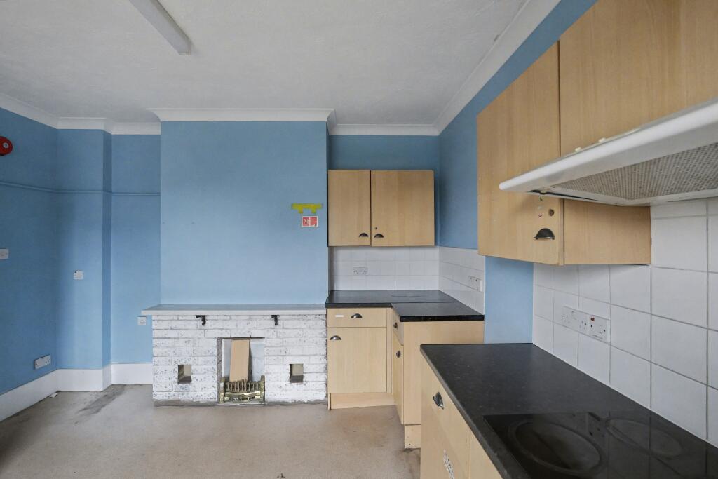 159 West End Road, Bitterne, Southampton, Hampshire, SO18 6PJ