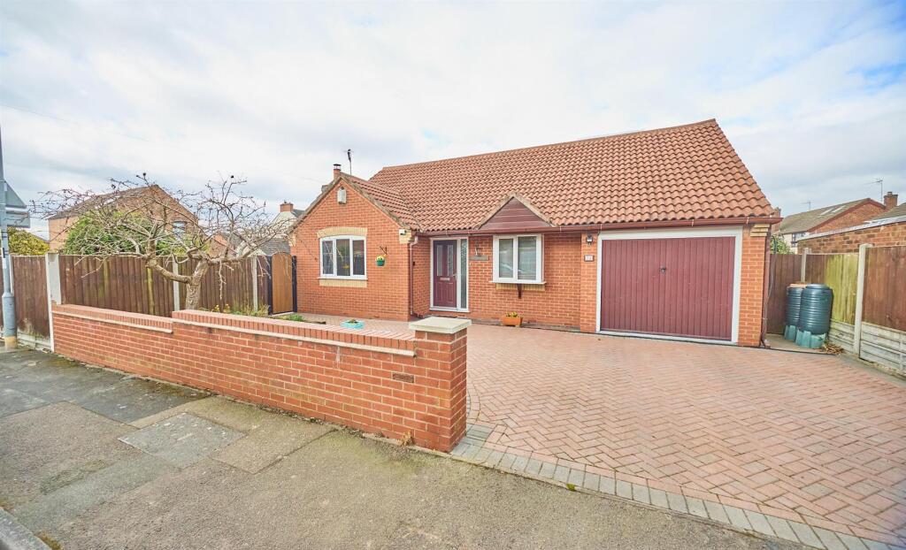 hazel way, BW 16.jpg