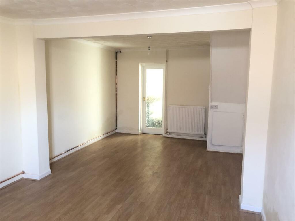 dining_room.jpg
