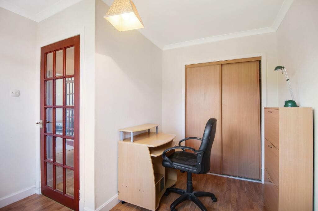 Bedroom/Home Office