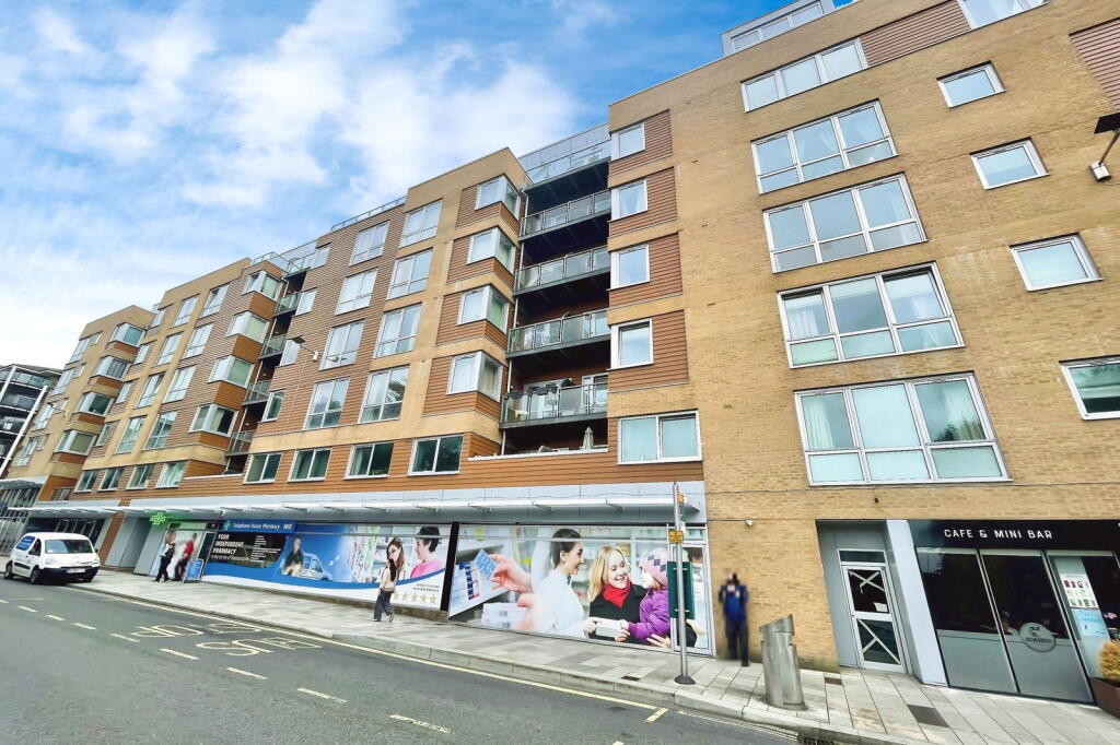 High Street,Southampton,SO14 2NW