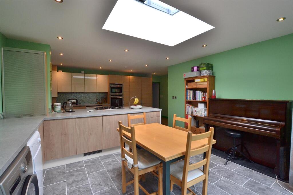 Kitchen, Diner 2.JPG