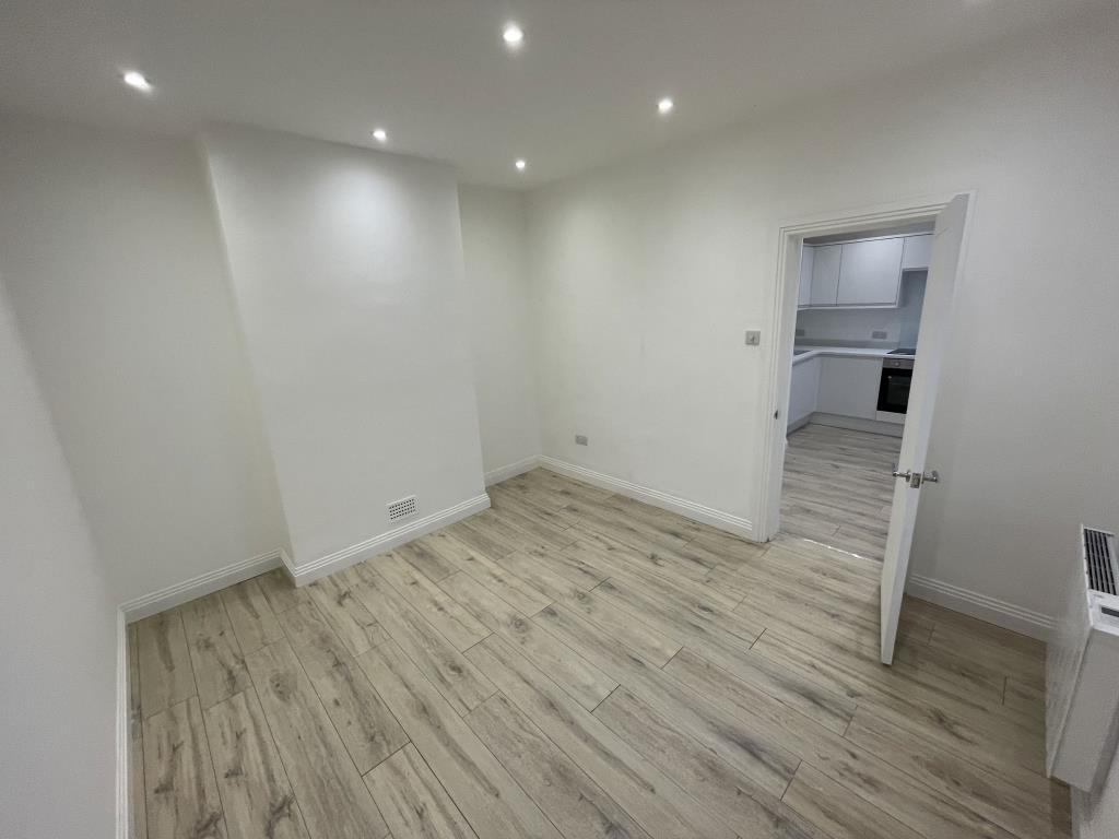 Studio Room