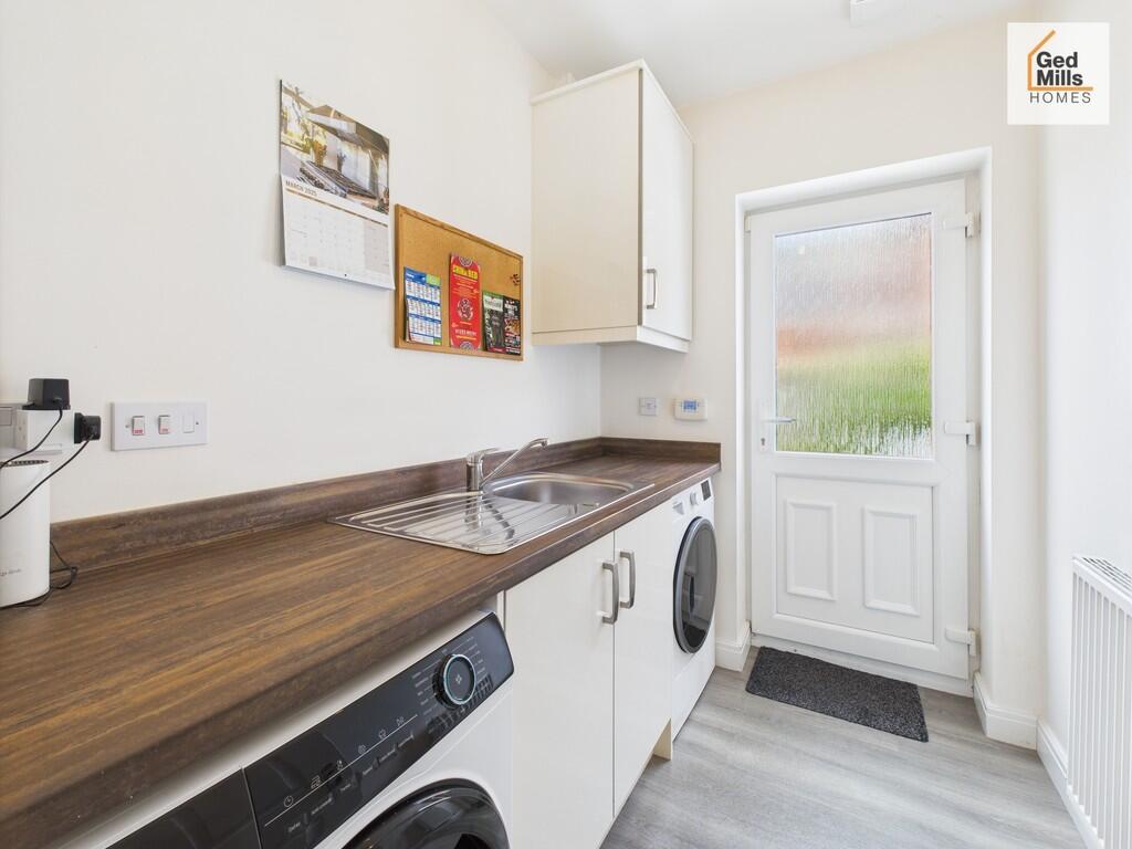 CAM04261G0-PR0070...