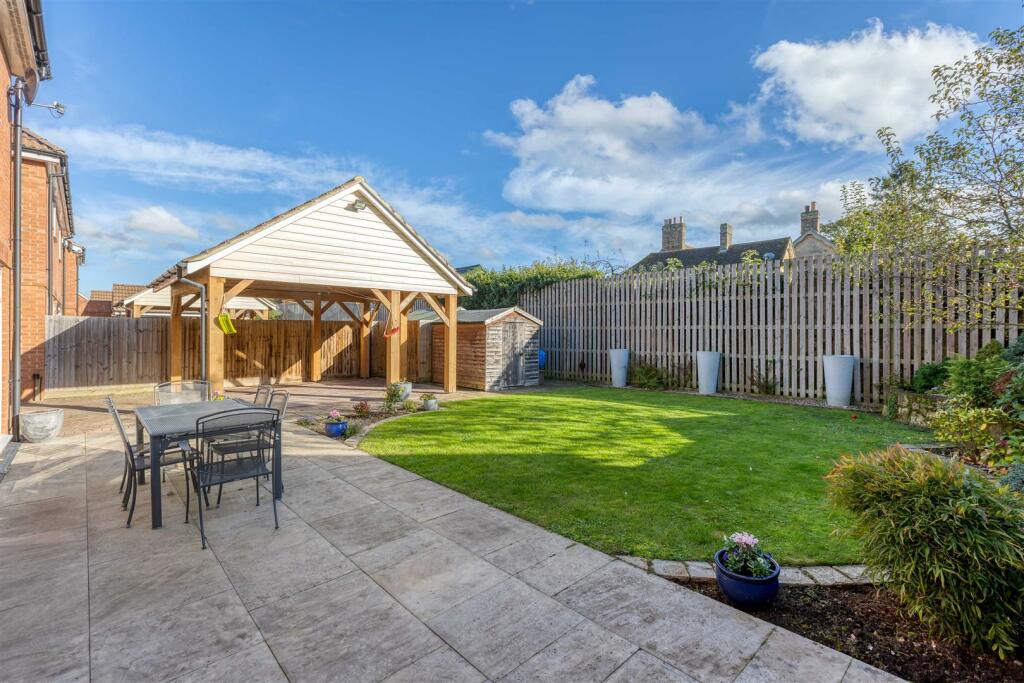 Garden and Car Barn