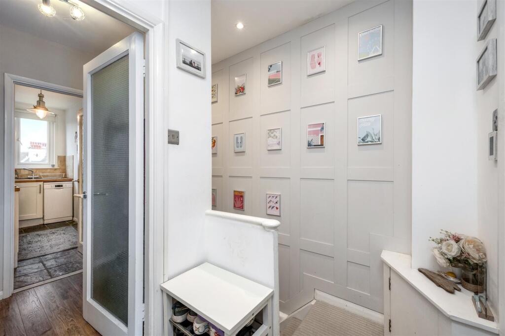 St Aubyns, 66, Flat 5-017.jpg