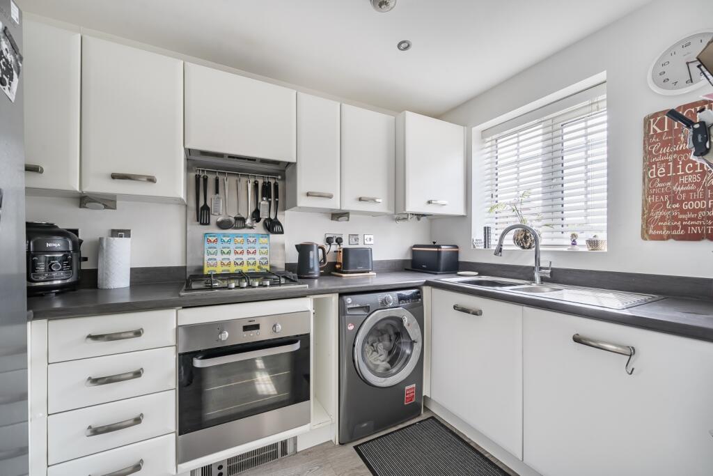 1327804-8-68936fb35aa1c