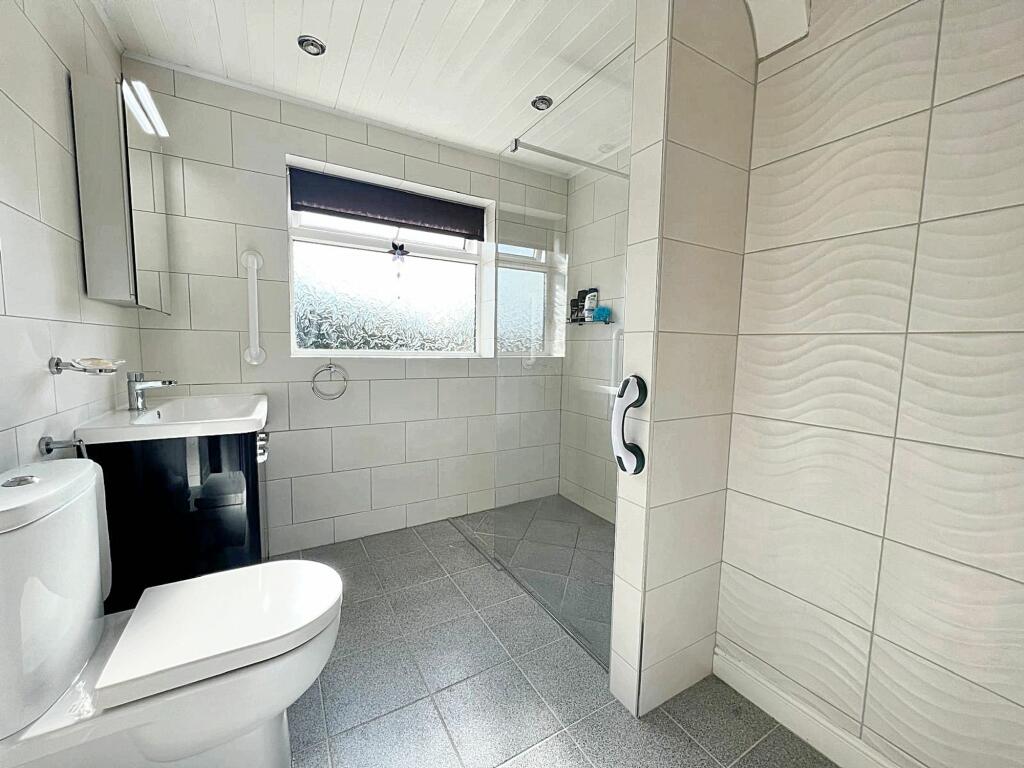 WET ROOM