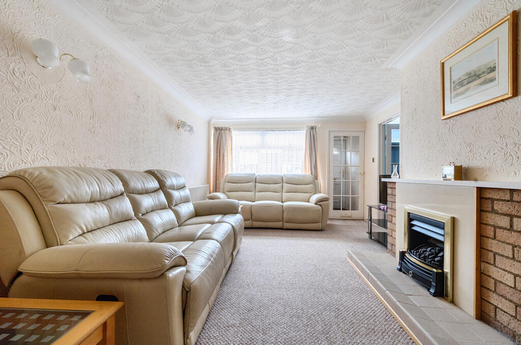 1387689469382bd59bf3c