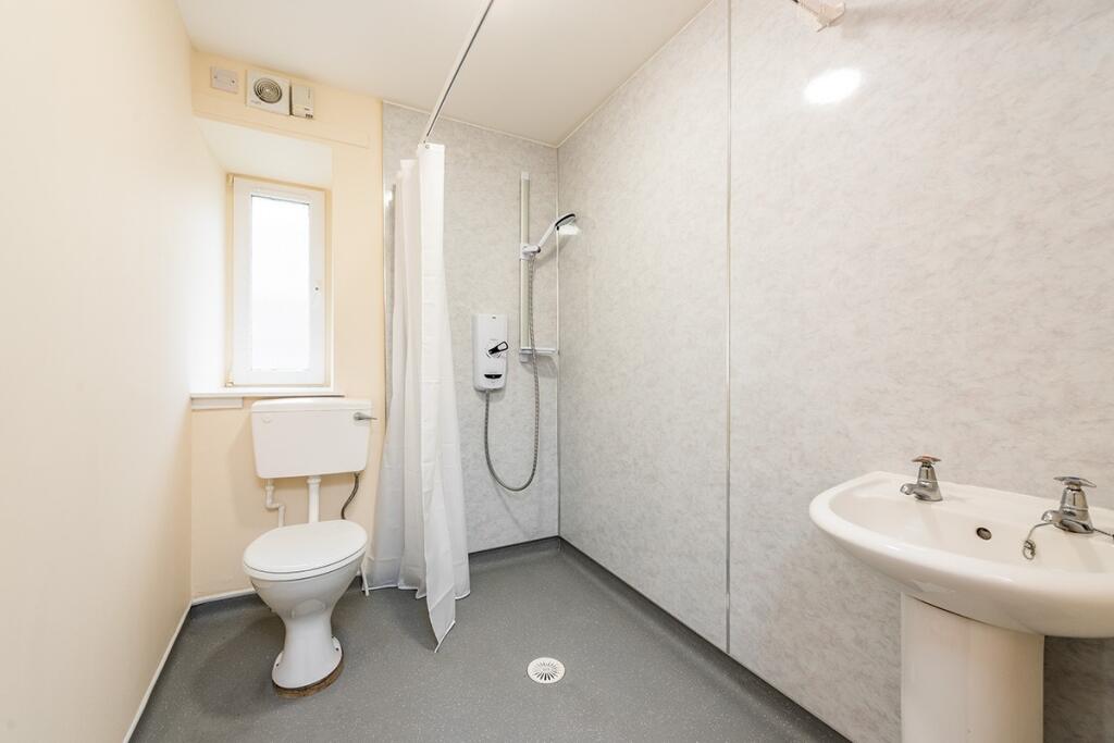 Wet-room/WC