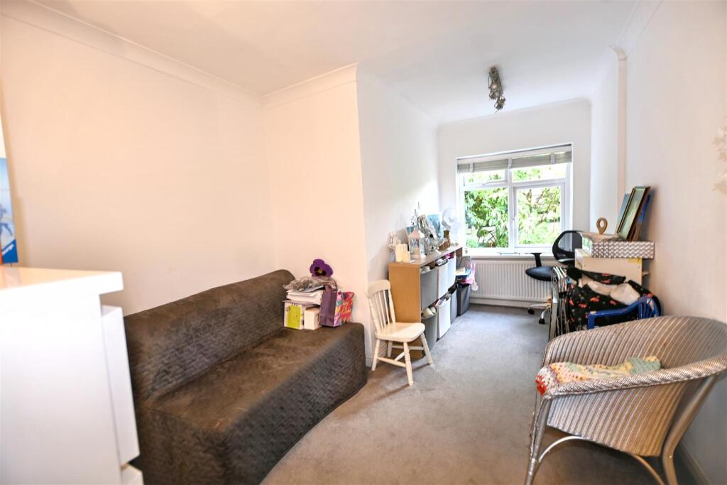 Additional Reception Room/Further Bedroom