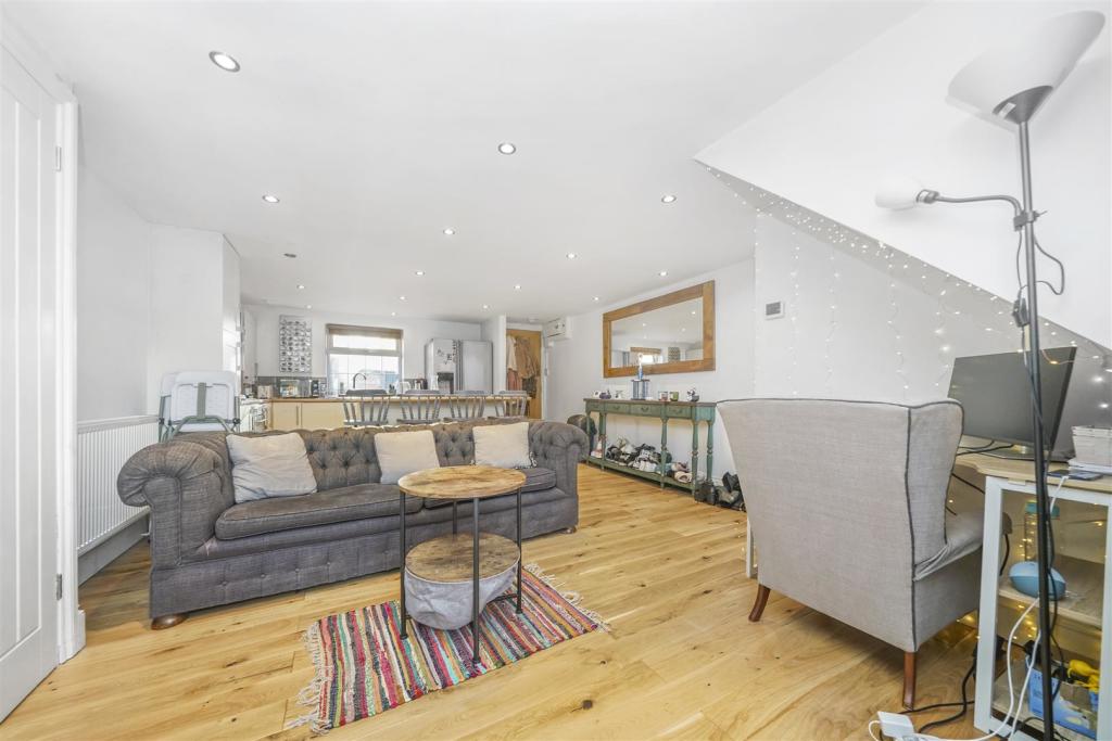 Photo 06-02-2023, 15 29 32.jpg