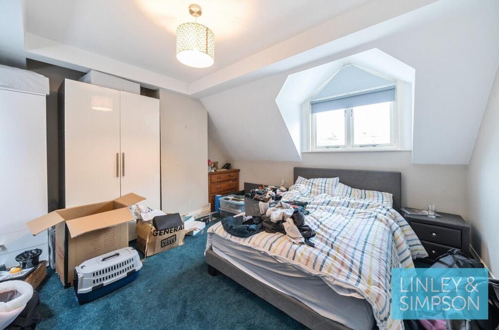 Apt 6 - Bedroom 1