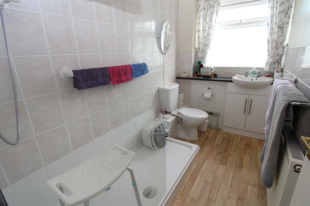 shower room.JPG