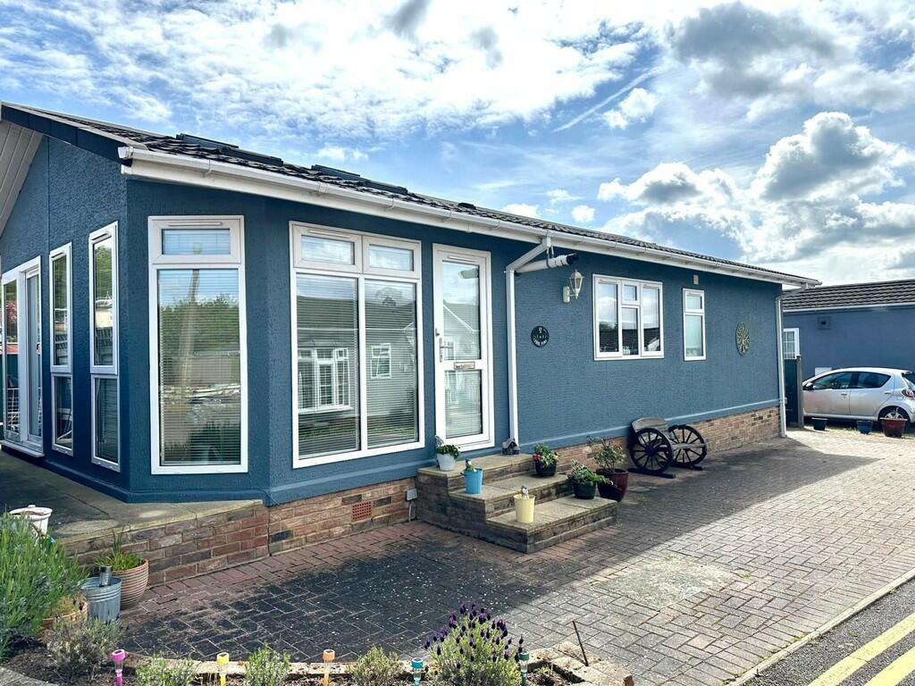 IMG-20240427-WA00...