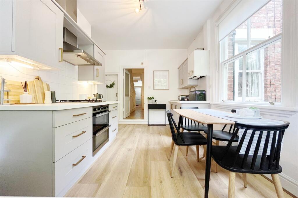 Kitchen Breakfast Ro