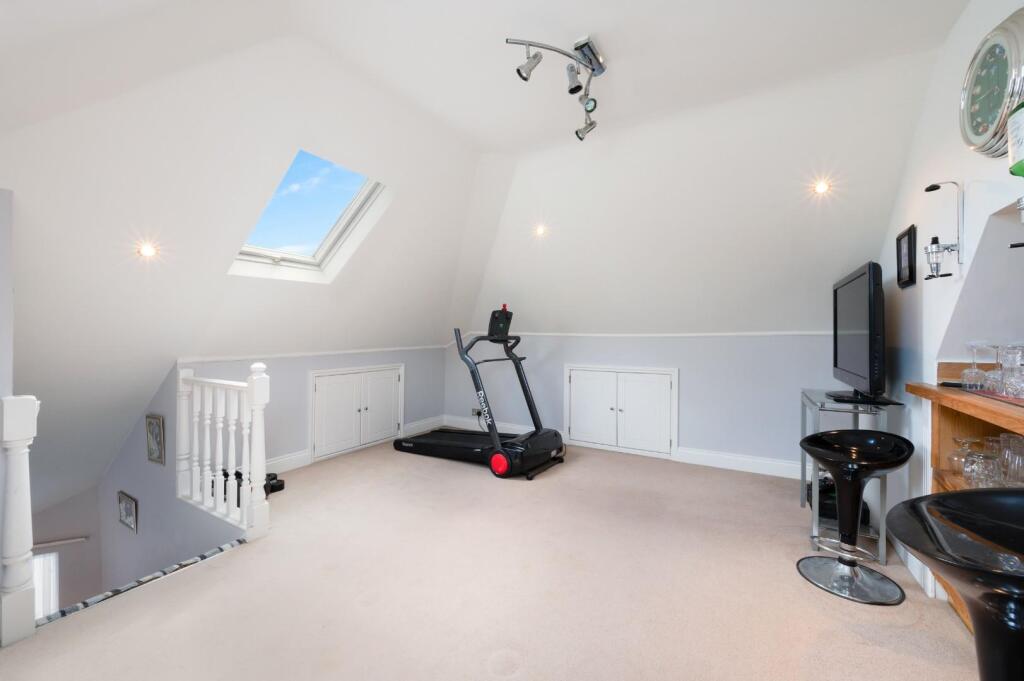 BURFORD ROAD  (15).jpg