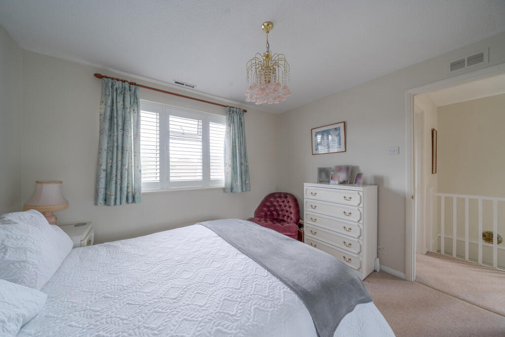 1346422-6-68b5a53...