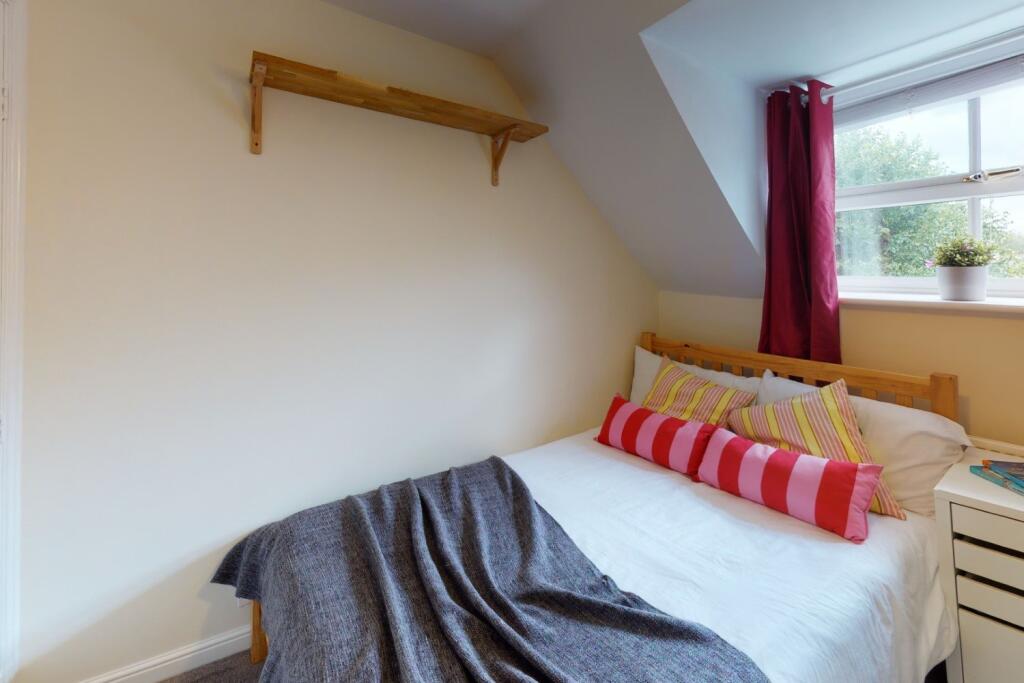South-Knighton-Road-