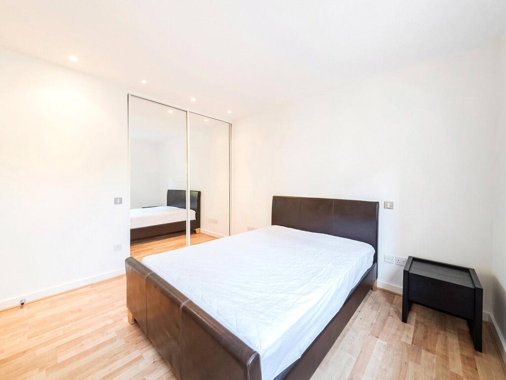 Westferry Rd E14