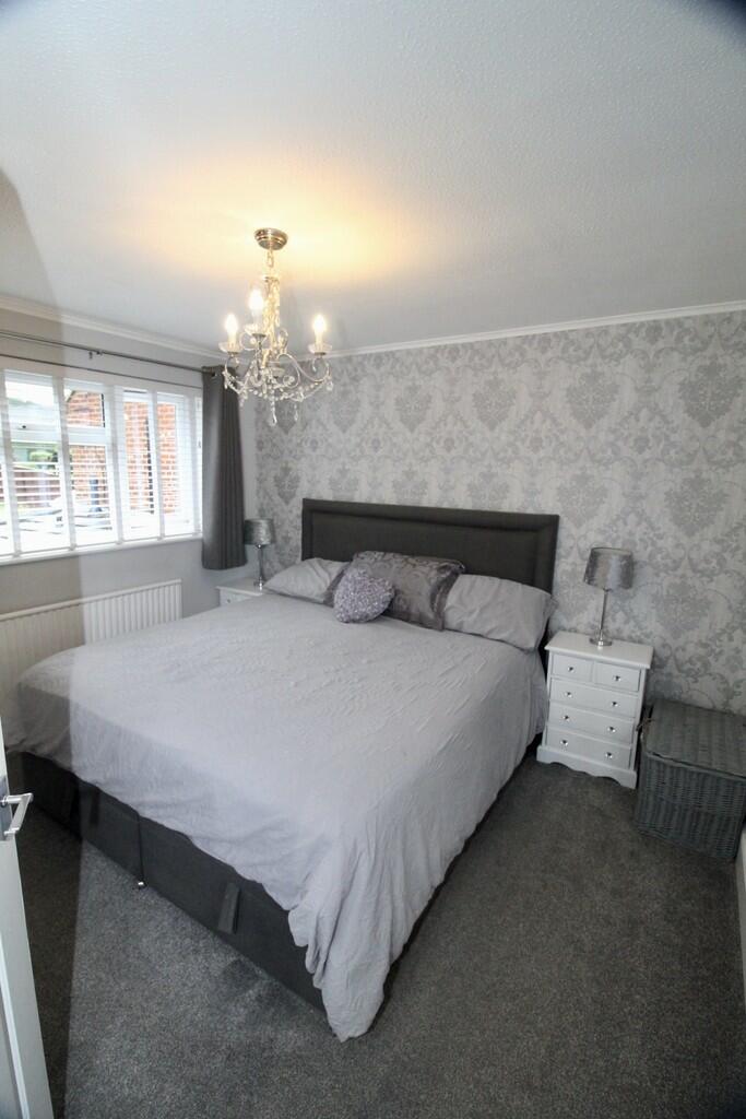 C48EA77B-C989-406...