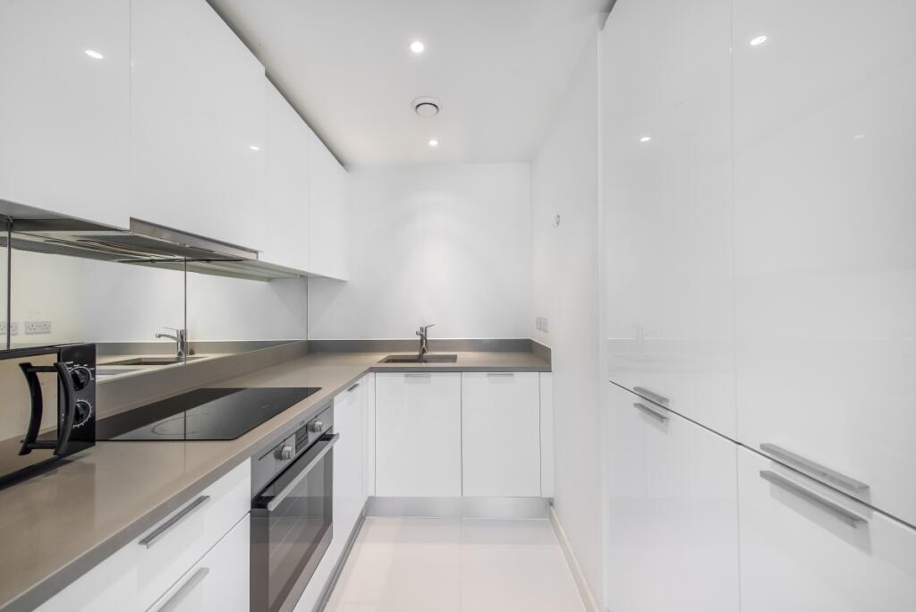 Cardinal-Building...