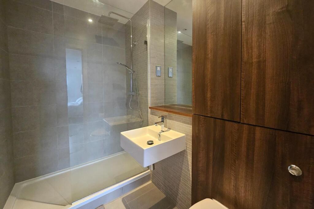 Citywalk new ensuite.jpg