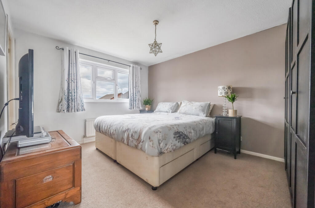 1306142-7-68482fd...