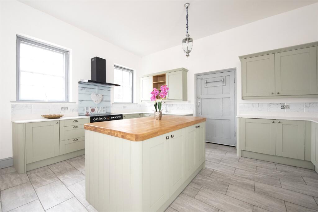 Kitchen/Breakfast