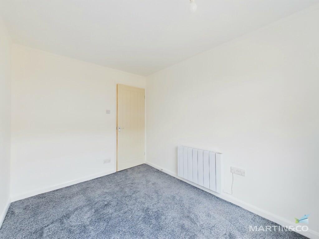 CAM03111G0-PR0172...