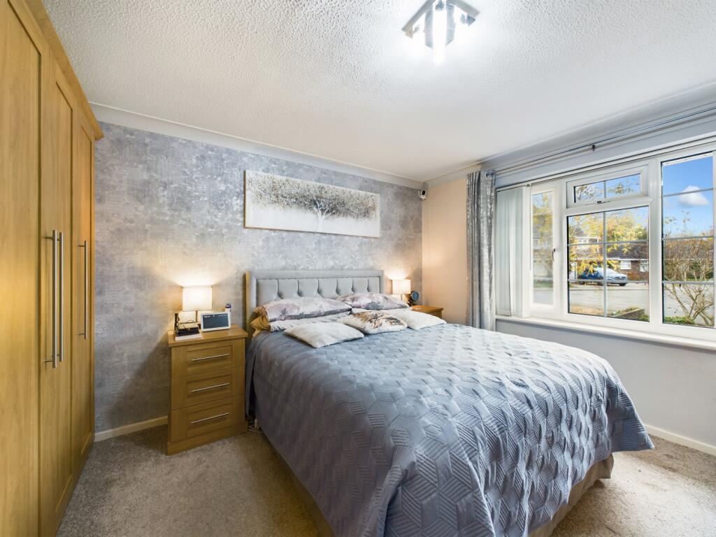 CAM03162G0-PR0178-STILL013